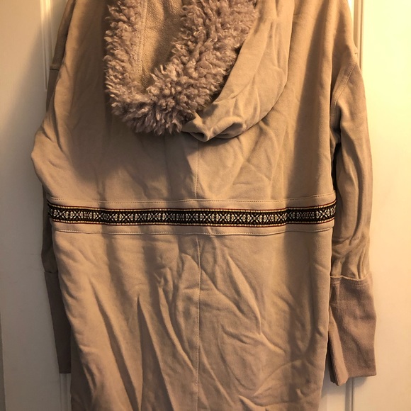 Spring Jacket - Picture 2 of 4